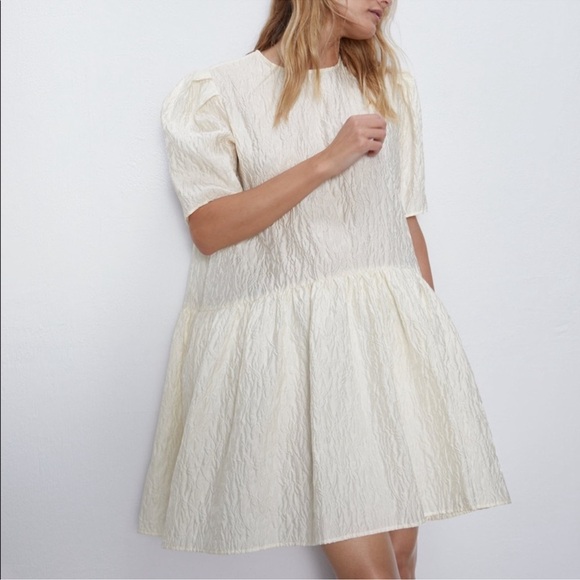 Zara Voluminous Jacquard White Dress - Picture 9 of 9